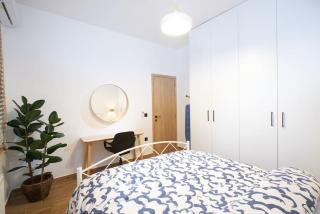 Vantage Apartment - 2