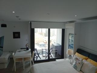 Stunning modern apartment with balcony - 2