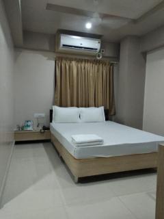 HOTEL INDRAPRASTHA - 5