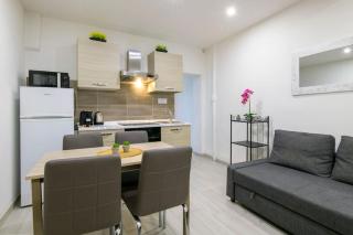 A & G Apartment - Bolonia - 8