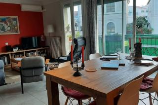 Flat with private parking, in the heart of Sete - Sète - 1