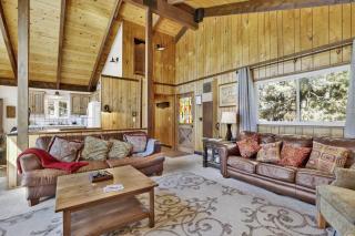 Rustic Retreat Big Bear~Central Fox Farm Chalet~ - Big Bear Lake - 1