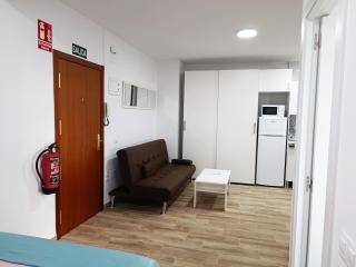 CG134 - Nuevo Estudio, Reformado, Wifi, Fire TV, Céntrico - Torremolinos - 4