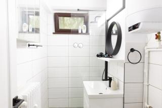 Nest Aparthotel - Suceava - 9
