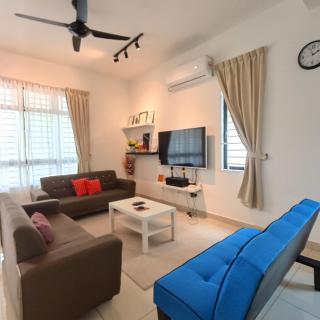 Voyagers D127 Family KTV/Youtube/Netflix/Up to 18pax - Bandar Penawar - 0