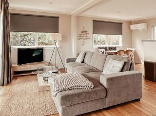 Beachfront Retreat On Revell - Hokitika - 6