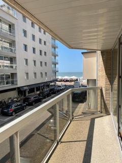 Mooi appartement met zijdelings zeezicht, op 100 meter van strand - Knokke-Heist - 0