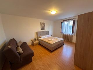 Bijela Apartment - Bijela - 4