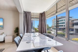 Family-Friendly Stay Walk to Beach & Parks - Maroochydore - 9