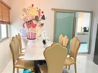 In Town Pool Villa Krabi - 8