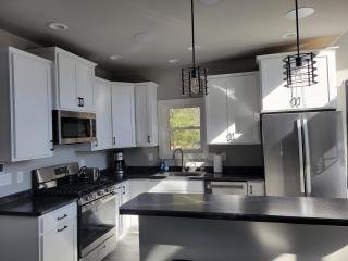 Lake Sherwood Chalet - 5