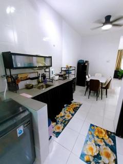 Manjung Point Homestay - 1