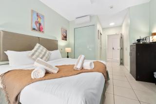 Palm Cove Beach Club Apartment - Privately Managed - Palm Cove - 1