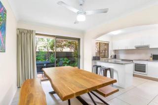 Paradise Villas- Villa 1 - Gold Coast - 7