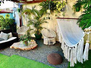 Airport Traveler's home. - 1