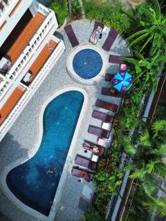 Patong Central Residence and Apartment - Patong - 9