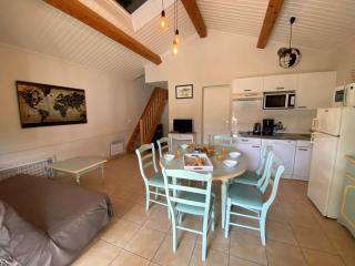 Maison 2 chambres avec terrasse et parking près forêt, plage et pistes cyclables à Saint-Jean-de-Monts - FR-1-323-522 - 4