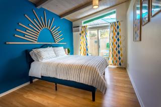 Retro House on the River ! - 2