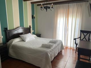 Hostal El Descanso Del Emperador - Jarandilla de la Vera - 2