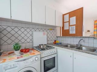 Seaside Villa Retreat in Stintino - 8