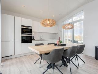 Chalet in Zeeland with Private Jetty - 2
