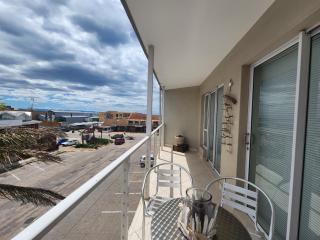 Coastal Getaway - 9