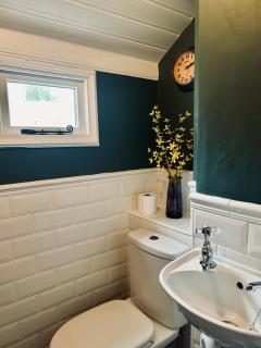 Ebb Tide - Fisherman's Cottage - 1