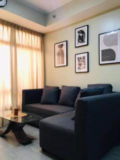 Long term Rental of 2 BR Condo @Malate, Manila (opp Robinson Place Mall) - Manila - 5