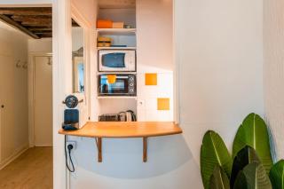 Amazing studio on the most prestigious street - París - 5