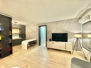Modern One bedroom Apartment Budva - 6