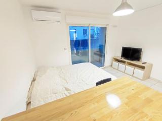 T1 rénové à Nîmes - 7