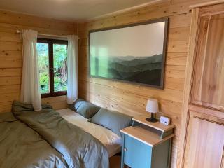 Autarke, idyll. Hütte mit Kamin+Aussicht - Dausenau - 3