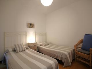 CASTELLAR 46 2º - Apartamento en el centro del Port de Llançà - ES-228-30 - 3