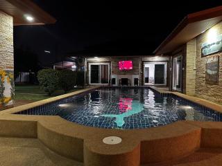 Middle House Pattaya - Nong Prue - 7