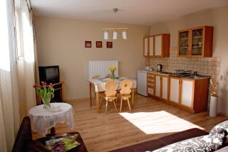 Słoneczne Wzgórze - 2