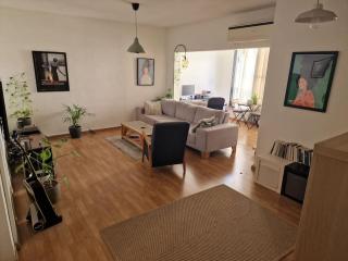 Modern warm 2BR, near the park - 1