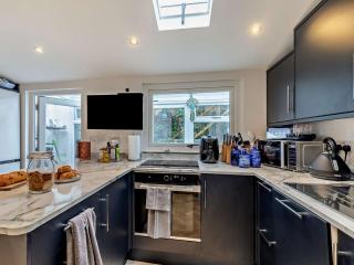 2 Bed in Buxworth 94131 - Buxworth - 3