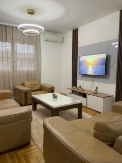 Royal - Podgorica - 0