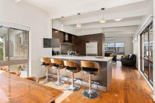 Spacious 4-Bed Home 5-min from the Beach - Capel Sound - 8