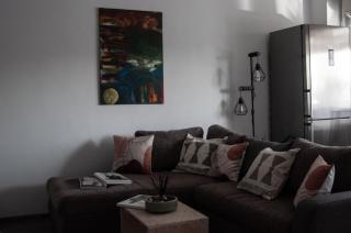 National Arena Retreat, 3 bedroom Stylish, Cozy Flat - Bucharest - 3