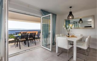 3 Bedroom Cozy Apartment In Crikvenica - Crikvenica - 6