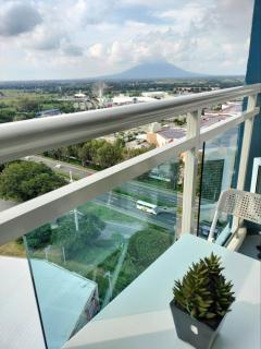 Azure North Studio Units Located in 17th Floor and Above - San Fernando - 4