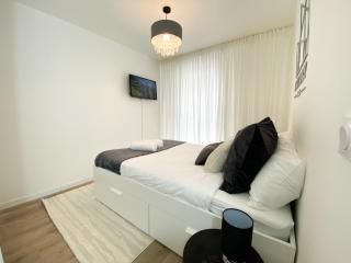 The Modern Chic Haven, La Défense (16'), Parking - 1