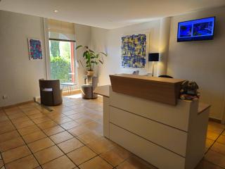 Best Western Hôtel Le Sud - Manosque - 9