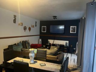 Queenomega’s home stay - London - 1