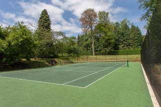 Luxury retreat with extensive leisure facilities - 9