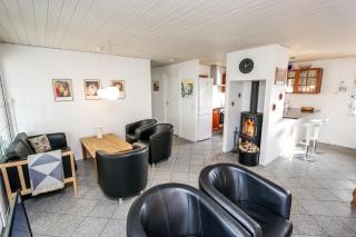 Cozy thatched cottage with pool by the sea - SJ450 - 8