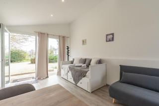 Au petit chez nous - 8