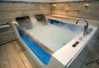Spawo mit Sauna und Whirpool - 8