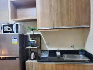 HERMOSA by Crown Asia Cozy Studio with Pool, Free Parking & Basket Ball Court - Manila - 3